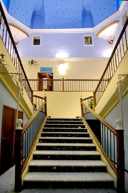 Hostal Palacete De Los Arcedianos Tarazona Exterior foto